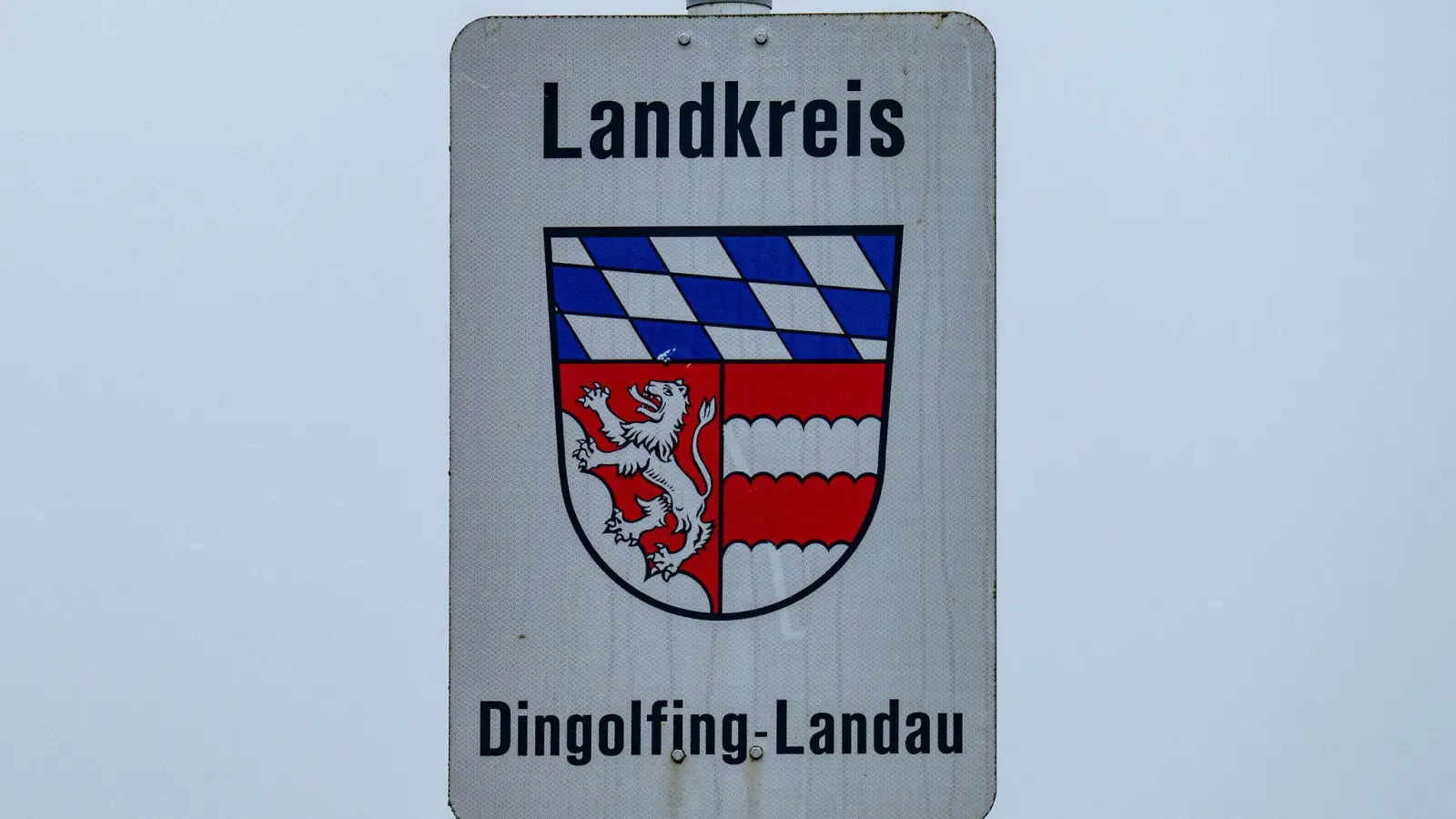 Mutmaßliches Anschlagsziel war ein Weihnachtsmarkt im Raum Dingolfing.  (Foto: Armin Weigel/dpa)