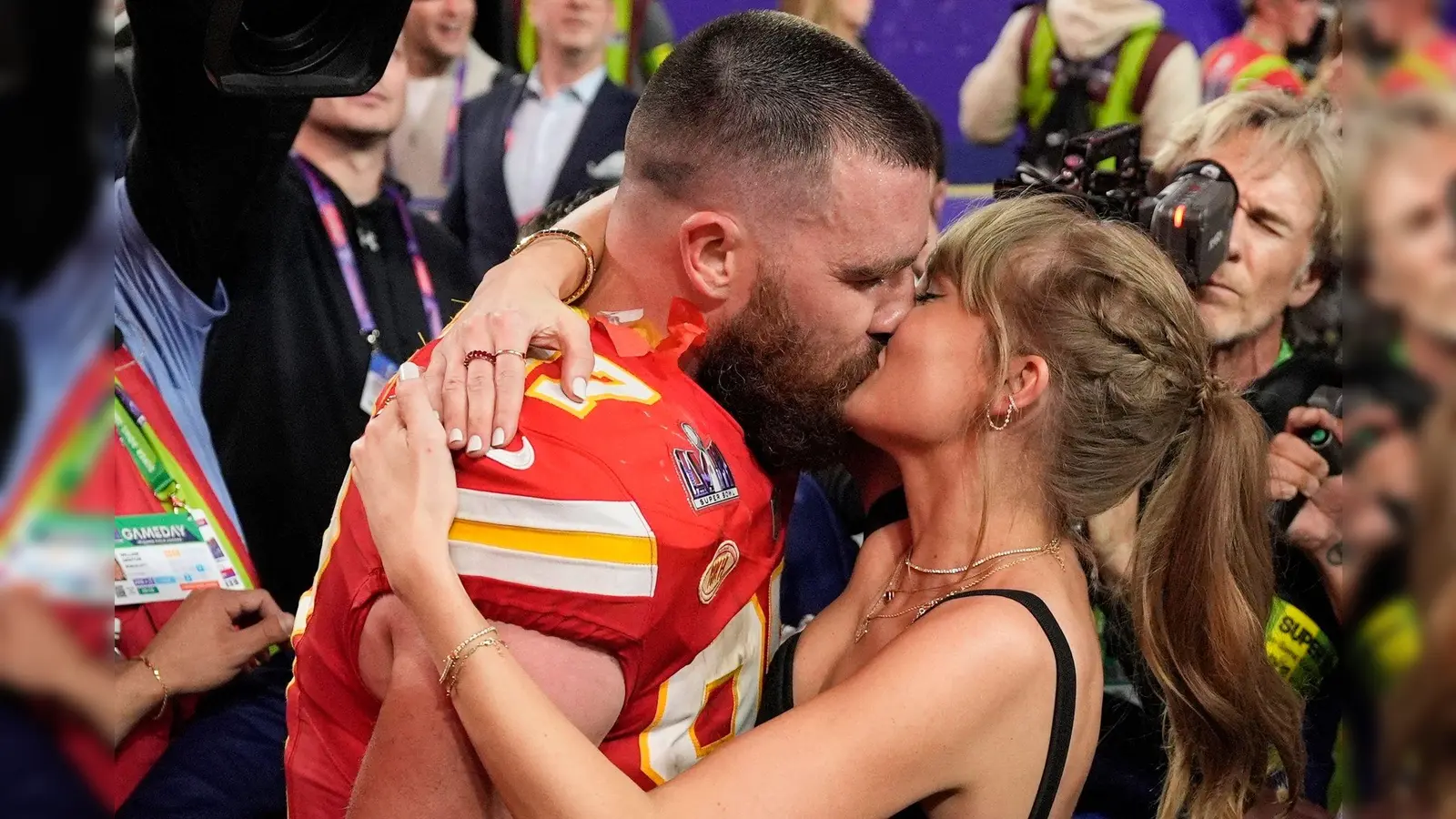 Trennungsgerüchte um Taylor Swift und Travis Kelce sorgen für Wirbel (Foto: John Locher/AP/dpa)