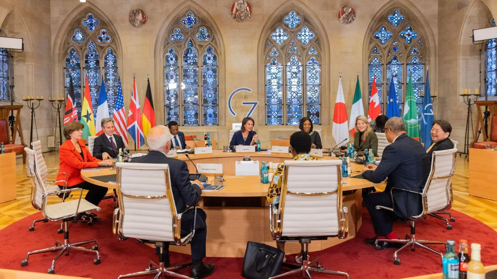 Die Arbeitssitzung der G7-Außenministerinnen und Außenminister im Historischen Rathaus von Münster. (Foto: Rolf Vennenbernd/dpa Pool/dpa)