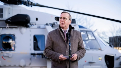 Verteidigungsminister Pistorius bezeichnet den neuen Wehrdienst als „zentralen Baustein für die Zukunftsfähigkeit unserer Bundeswehr“. (Archivbild)  (Foto: Christoph Soeder/dpa)