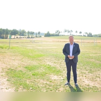Auf dem Grundstück mit dem Bolzplatz und dem Beachvolleyballfeld wird die neue Schule in Diespeck gebauz (Foto: Christa Frühwald)