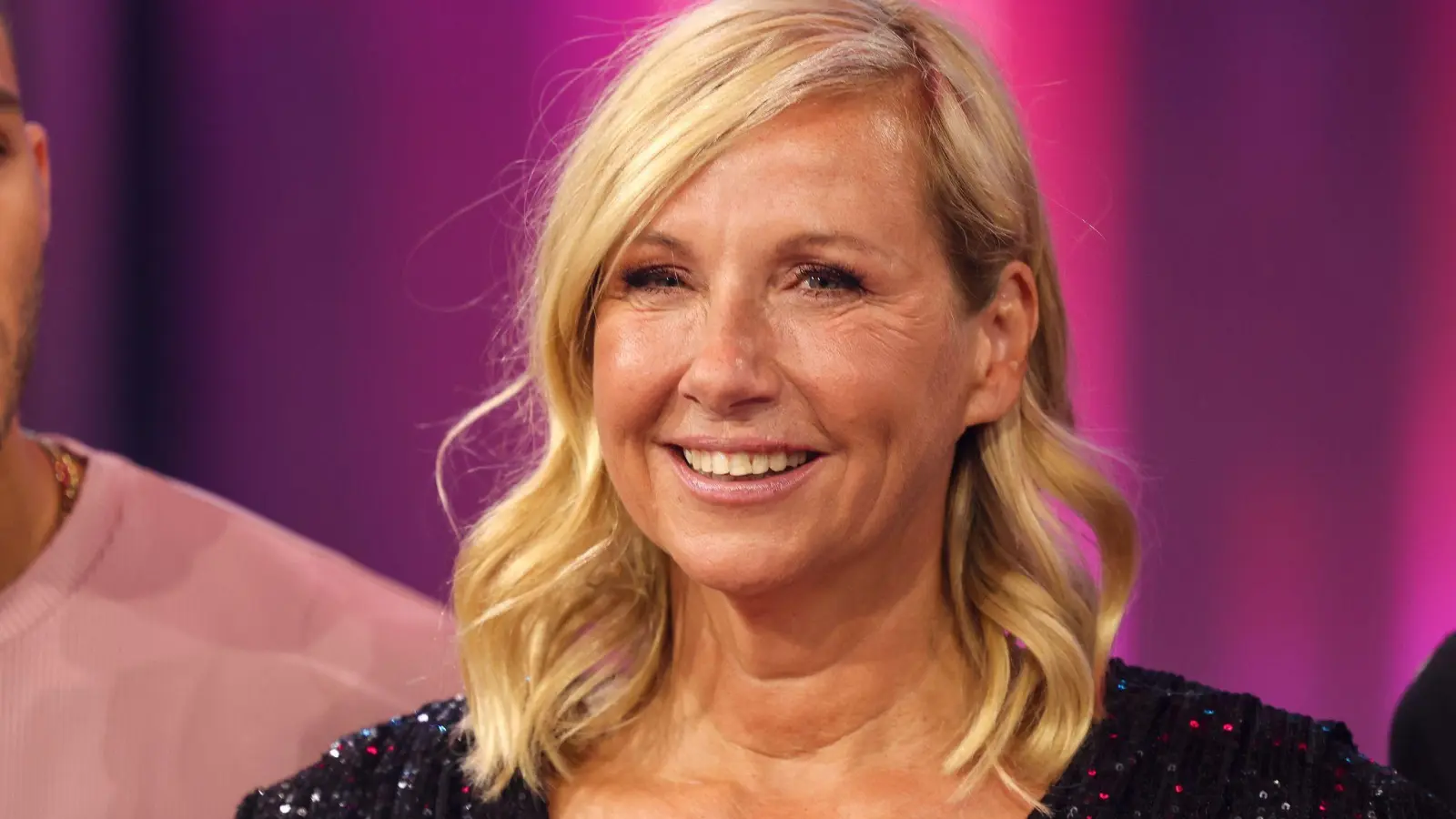 Mit dem ZDF-Fernsehgarten macht Andrea Kiewel Station im Saarland. (Archivbild) (Foto: Gerald Matzka/dpa)