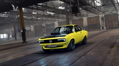 Restomod made by Opel: Die Hessen haben 2021 den Manta GSE Elektromod auf die Räder gestellt - voll elektrisch. (Foto: Opel Automobile GmbH/dpa-tmn)