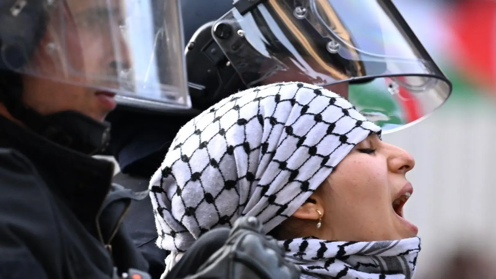 Propalästinensische Aktivisten hatten Räume der Humboldt-Universität aus Protest gegen Israel und zur Unterstützung der Palästinenser besetzt. (Foto: Soeren Stache/dpa)