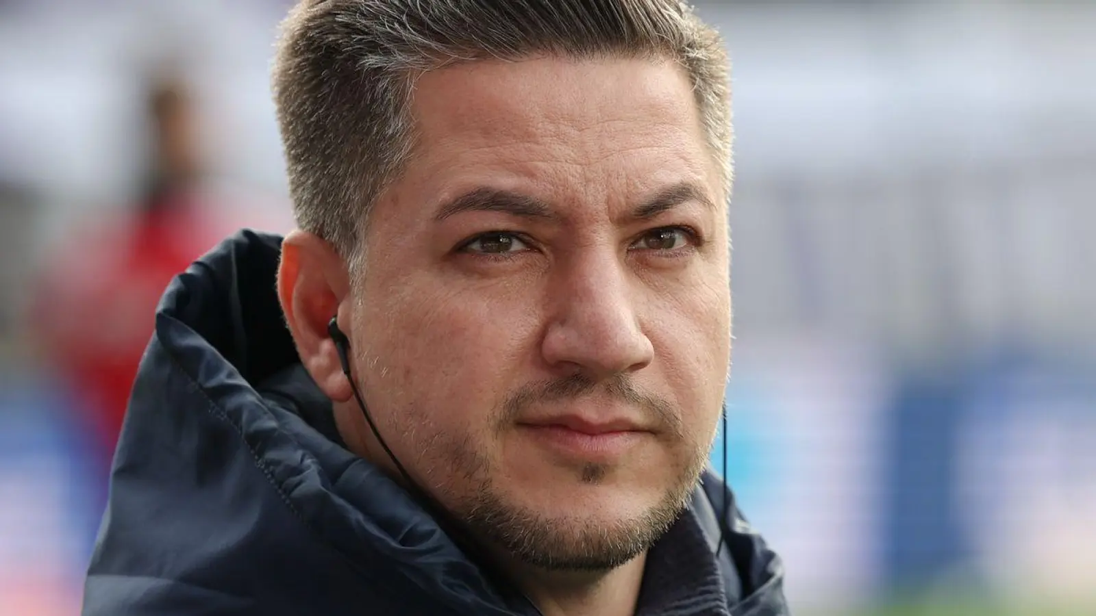 Der 41-jährige Amir Shapourzadeh war bis Anfang Februar Sportdirektor des VfL Osnabrück. (Foto: Friso Gentsch/dpa)