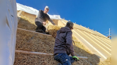 Handwerker dämmten das Haus in eineinhalb Wochen. (Foto: Pia Regner)