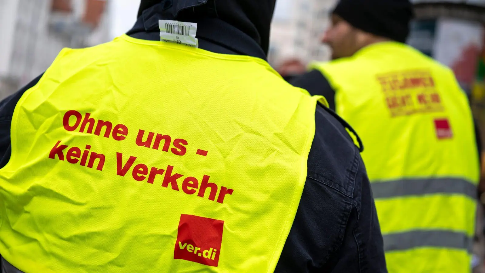 Im aktuellen Tarifkonflikt in Bayern steht der zweite Warnstreik in Bayern an. (Archivbild) (Foto: Peter Kneffel/dpa)