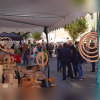Am 3. Oktober 2026 von 11 bis 17 Uhr lädt Uffenheim zum Handwerkermarkt ein. Handwerksbetriebe, Einzelhändler und Selbstvermarkter der Region präsentieren ein vielseitiges Angebot. (Foto: Gerhard Krämer)