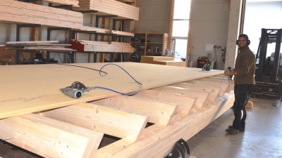 Bei das Naturholzhaus wird nicht der einfachste, sondern der für die Kunden beste Weg gewählt.  (Foto: Peter Tippl)