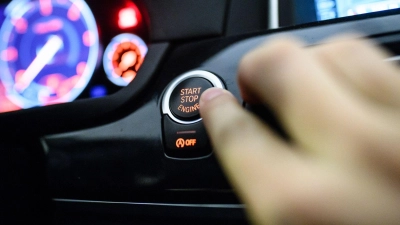 Keyless als Diebstahlrisiko: Autodiebe haben es zunehmend auf Fahrzeuge mit diesem System abgesehen. (Foto: Matthias Balk/dpa/dpa-tmn)