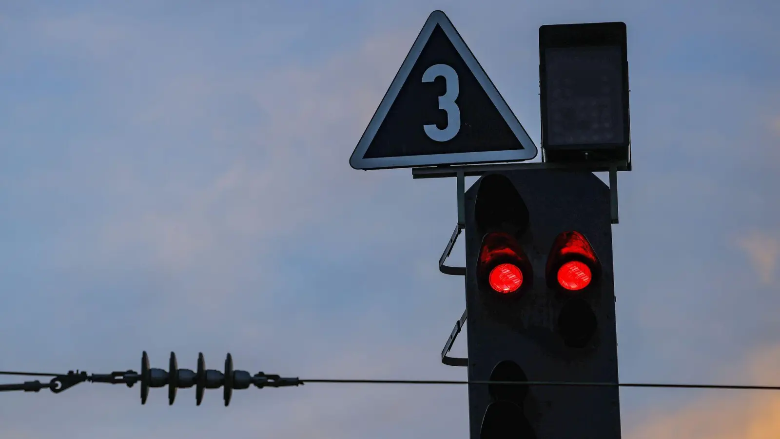 Rund um Minden fuhr am Morgen kein Zug. (Symbolbild) (Foto: Oliver Berg/dpa)