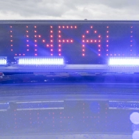 Gegen den 70-jährigen Unfallverursacher wurde ein Strafverfahren eingeleitet. (Symbolbild: Daniel Karmann/dpa)