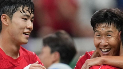 Südkorea jubelt über den gelungenen WM-Start. (Foto: Matias Delacroix/AP/dpa)