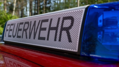 Die Feuerwehr rückt an. (Symbolbild) (Foto: Pia Bayer/dpa)