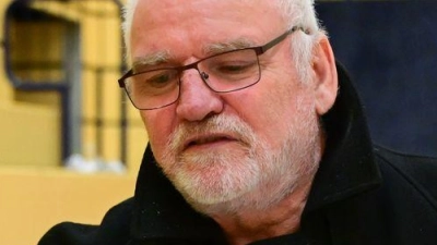 In einer Notunterkunft hat eine 97-Jährige Unterschlupf gefunden.    (Foto: Sebastian Christoph Gollnow/dpa)