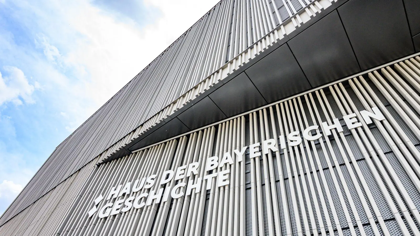 Die Landesausstellung „Ludwig I. – Bayerns größter König?“ im Museum der Bayerischen Geschichte in Regensburg endet am kommenden Sonntag, 9. November. (Archivbild) (Foto: Armin Weigel/dpa)