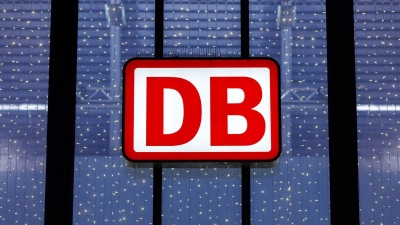 Nach Angaben der Deutschen Bahn (DB) läuft der Zugverkehr zwischen Bayreuth und Nürnberg ab 14. September wieder regulär. (Symbolbild) (Foto: Daniel Karmann/dpa)