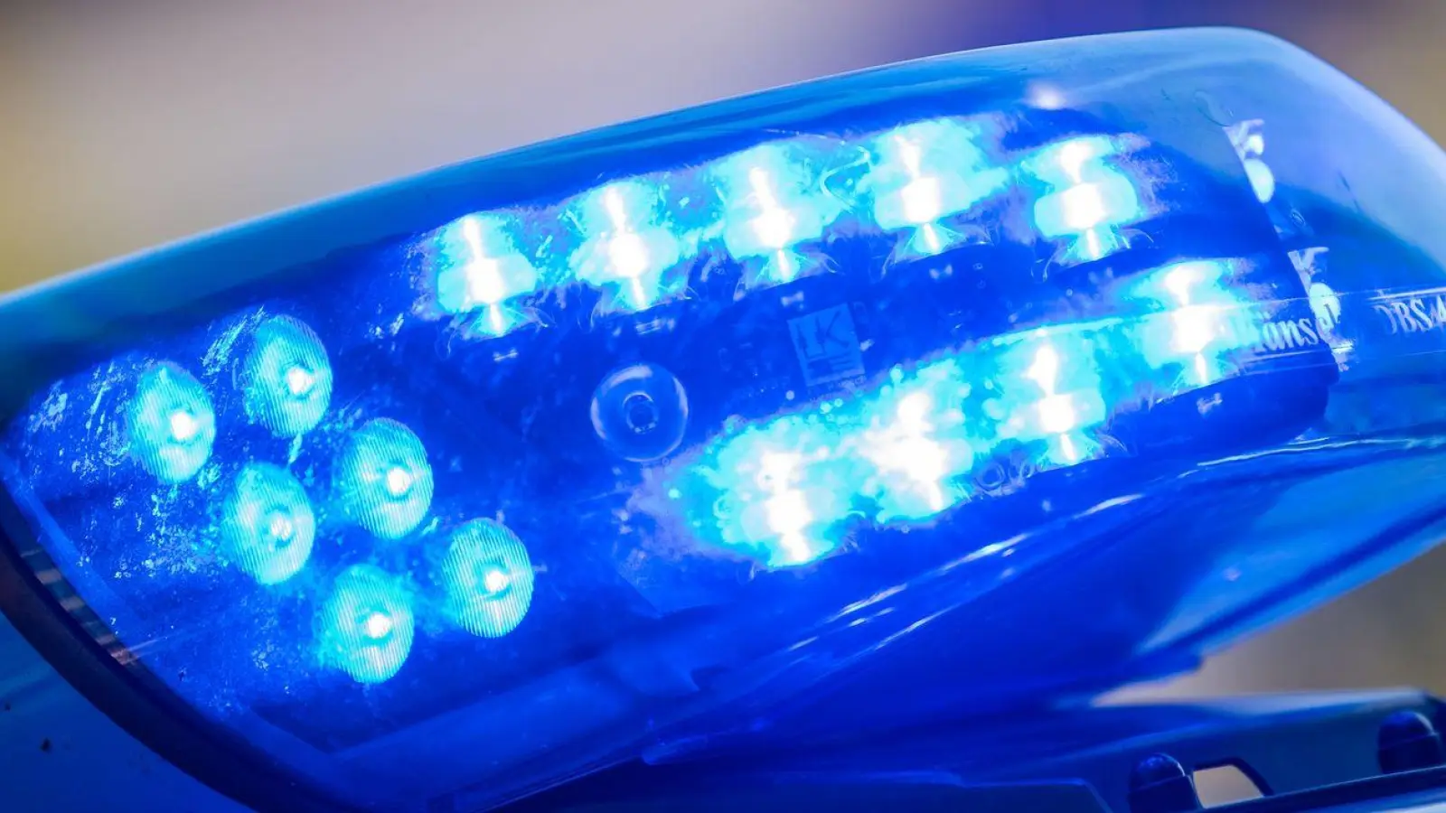 Die Polizei sucht nach den Jungendlichen. (Symbolbild) (Foto: Lino Mirgeler/dpa)