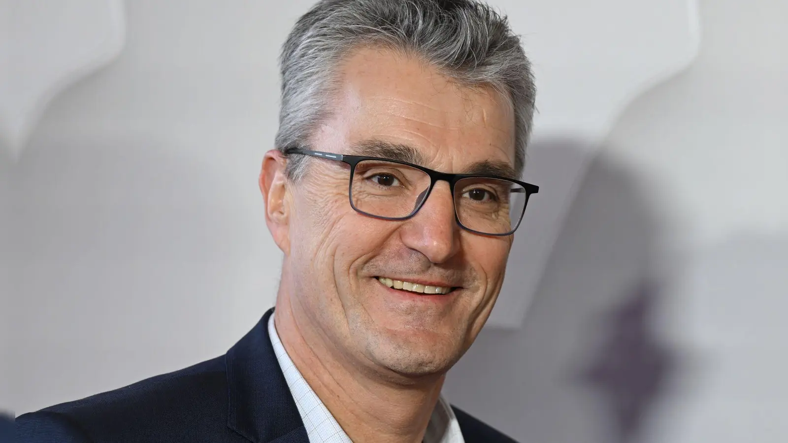 Knut Kircher benennt klar die VAR-Versäumnisse beim Spiel von Mainz gegen Augsburg. (Archivbild) (Foto: Arne Dedert/dpa)