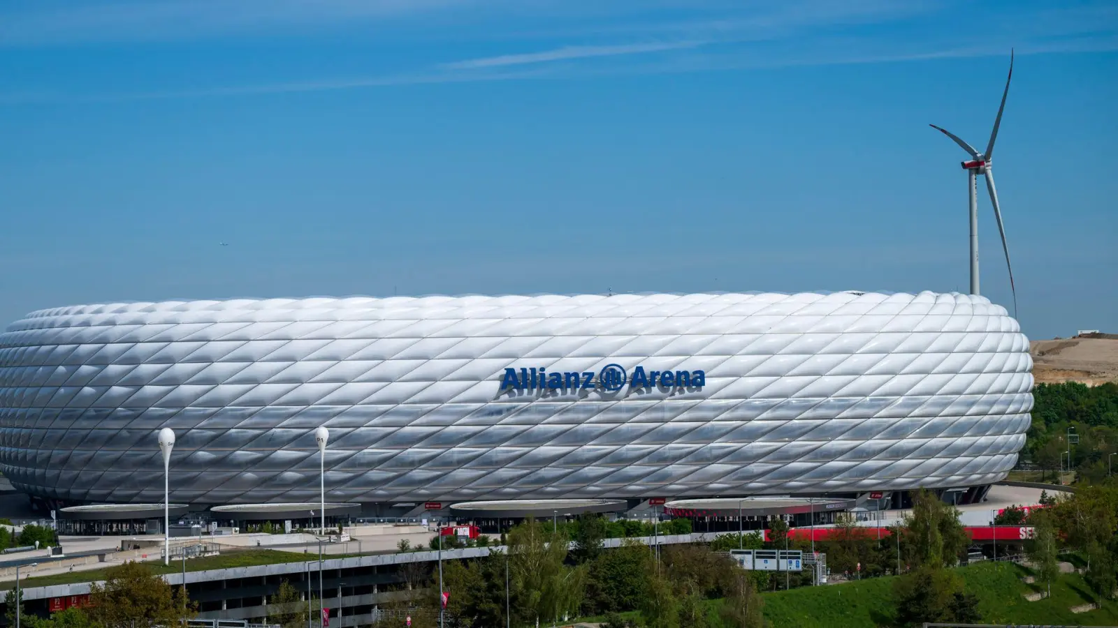 Das Spiel in der Allianz-Arena konnte wie geplant stattfinden. (Archivbild) (Foto: Peter Kneffel/dpa)