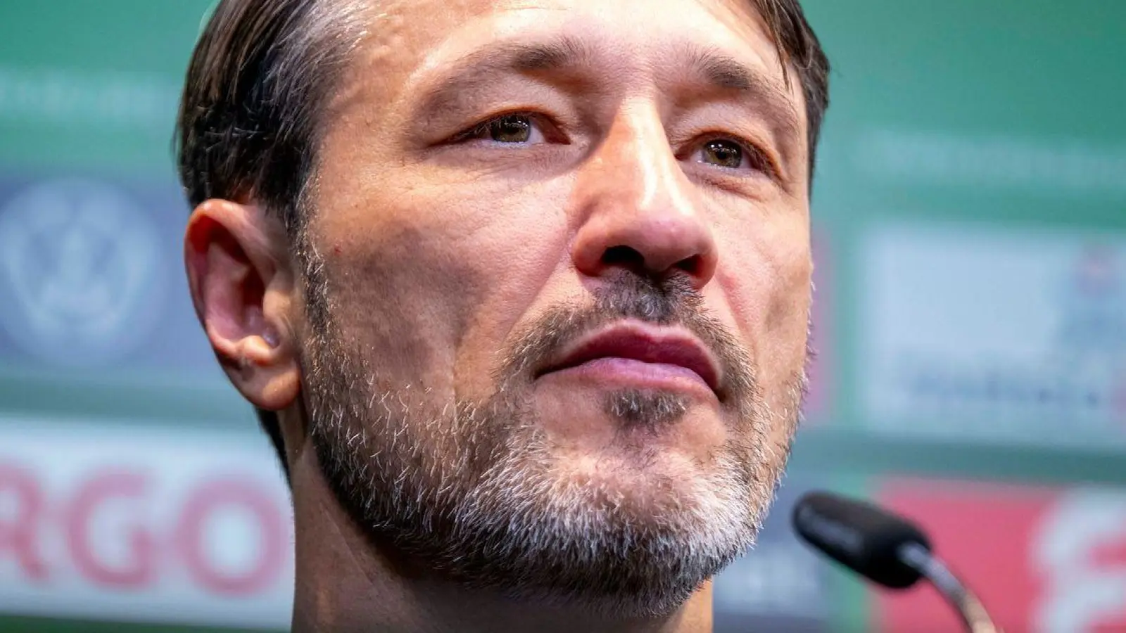 Nach dem Pokal-Aus unter der Woche will Dortmunds Trainer Niko Kovac die Statistik gegen Hoffenheim „ausradieren“.  (Foto: David Inderlied/dpa)