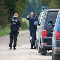 Im Naturschutzgebiet Notzingermoos hatten Polizisten an mehreren Tagen nach dem Tier gesucht. (Archivbild) (Foto: Peter Kneffel/dpa)