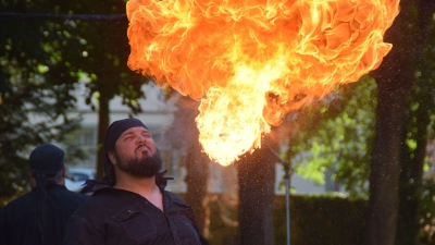 Feuerspeier in Aktion. (Foto: Gerhard Krämer)