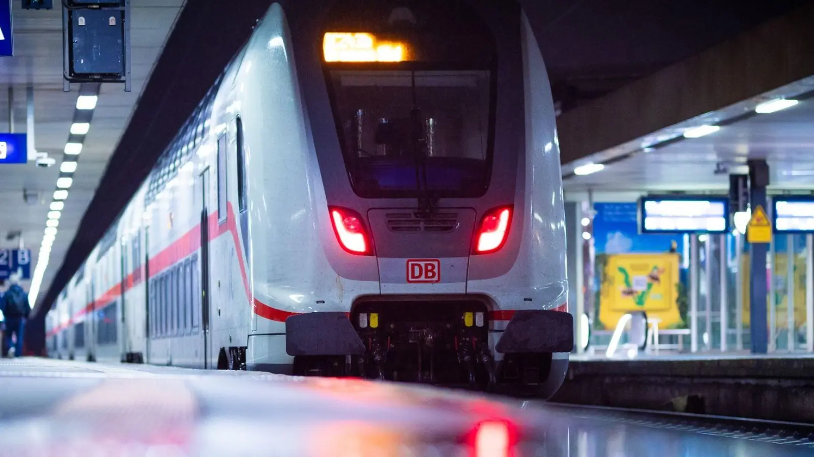 Die Deutsche Bahn geht davon aus, dass der Lokführerstreik Millionen Fahrgäste betreffen wird. (Foto: Moritz Frankenberg/dpa)