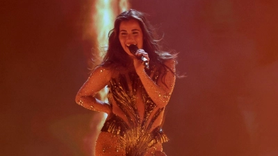 Sarah Engels singt ihren ESC-Hit „Fire“. (Foto: Jens Büttner/dpa)