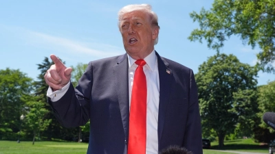 Trump zeigt sich im Ringen um ein Ende des Iran-Kriegs nicht zufrieden mit den Vorstößen aus Teheran.  (Foto: Alex Brandon/AP/dpa)