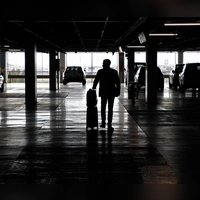 Wer seinen Mietwagen nicht rechtzeitig abholt, riskiert, dass die Reservierung als „No-Show” verbucht wird und das Fahrzeug nicht mehr verfügbar ist. (Foto: Clara Margais/dpa)
