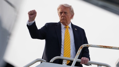 Trump kündigt eine neue Initiative in der Straße von Hormus an - lässt aber viele Details offen.  (Foto: Matt Rourke/AP/dpa)