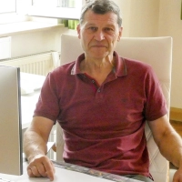Schreibtischarbeit gehört zwar dazu. Heinz Dürr versucht aber auch, möglichst viel in der Gemeinde unterwegs zu sein. (Foto: Karl-Heinz Gisbertz)