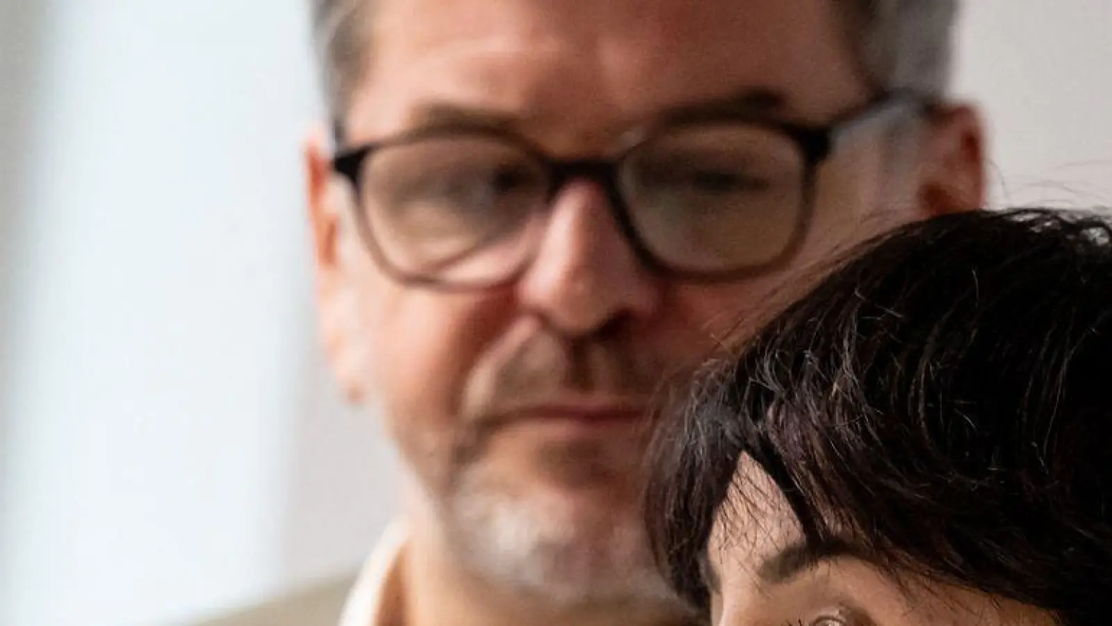 Die Spitzen von Linken, Grünen und SPD in Berlin hatten ihr Sondierungspapier am Wochenende vorgestellt. (Archivbild) (Foto: Fabian Sommer/dpa)