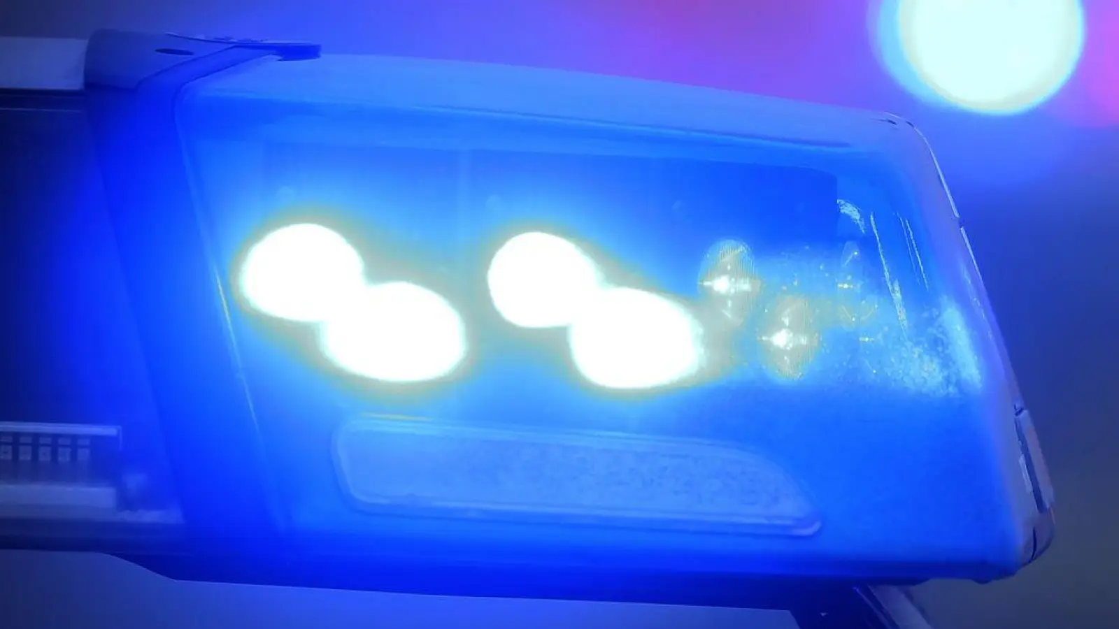 Nach dem Angriff vor einem Lokal in München ermittelt die Polizei wegen gefährlicher Körperverletzung. (Symbolbild) (Foto: Karl-Josef Hildenbrand/dpa)