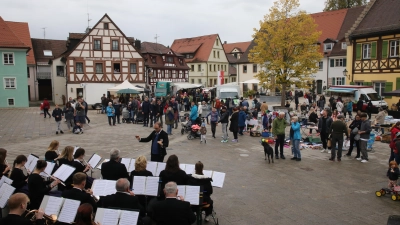 Kurzer Hoffnungsschimmer im Jahr 2023: Mit einem neuen Konzept weckte der Kathreinmarkt wieder das Interesse von Fieranten und Besuchern. Doch eine nachhaltige und positive Wirkung hatte auch die Umstrukturierung nicht. (Archivfoto: Alexander Biernoth)