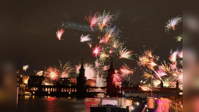 Das Bündnis #böllerciao setzt sich für ein bundesweites Verbot privater Silvesterböller und -raketen ein. Das Aus für das Feuerwerk an Silvester? (Symbolfoto)  (Foto: Paul Zinken/dpa)