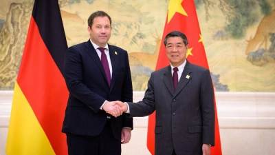 Klingbeil traf in Peking den chinesischen Vizepremier He Lifeng. (Foto: Bernd von Jutrczenka/dpa)