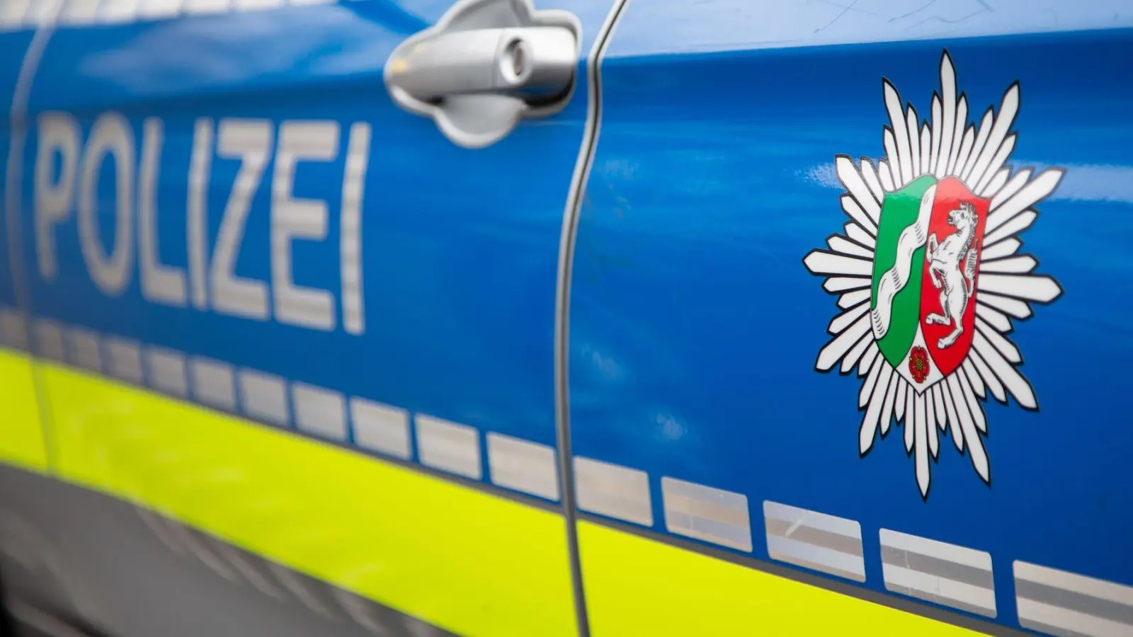 In einem Kiosk in Dortmund wurde der Besitzer mit einer Machete verletzt. (Symbolbild) (Foto: Friso Gentsch/dpa)