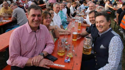 Bürgermeister Matthias Seitz (links) freut sich auf das Fest und alle Besucher! (Foto: Alexander Biernoth)