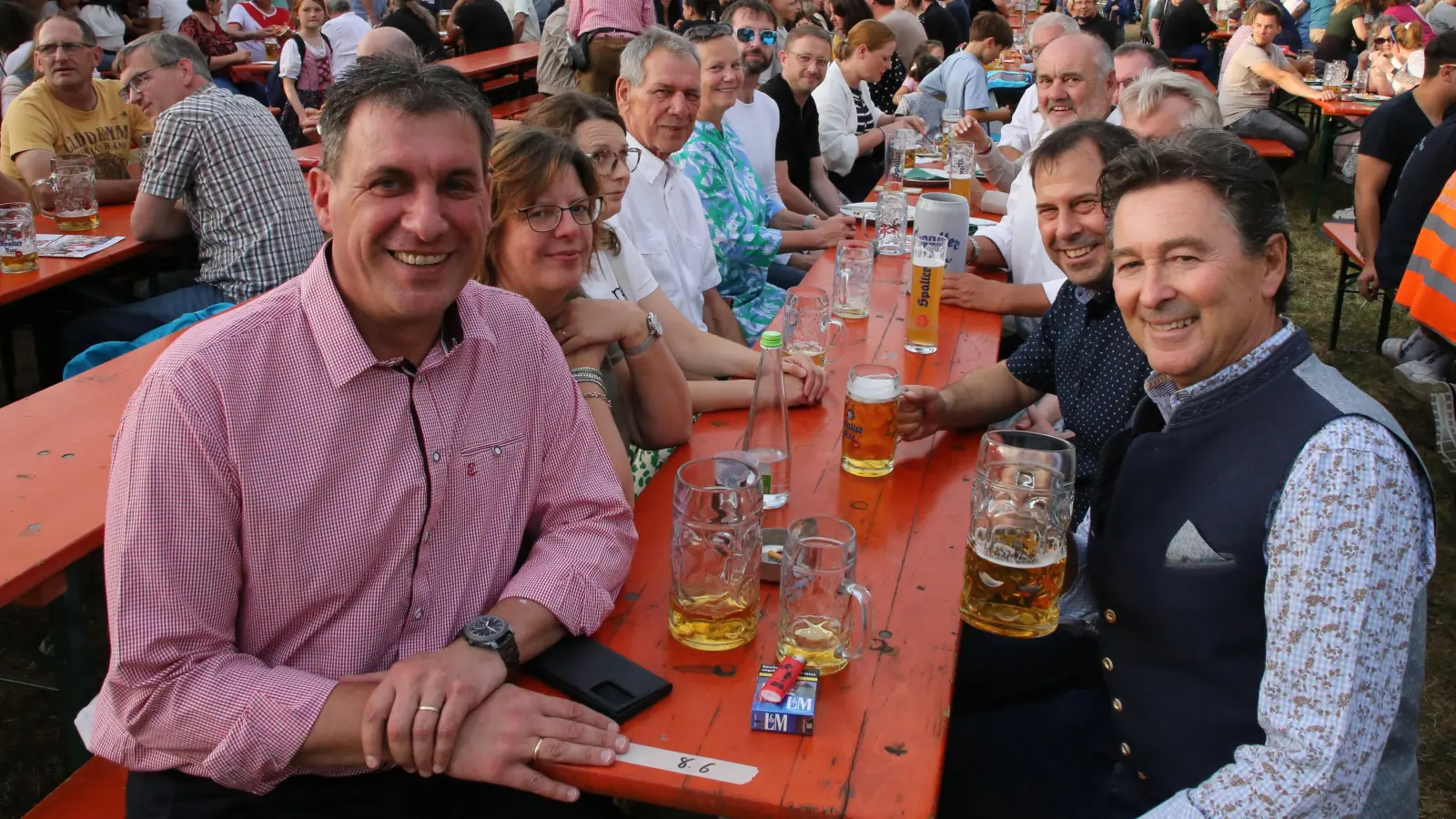 Bürgermeister Matthias Seitz (links) freut sich auf das Fest und alle Besucher! (Foto: Alexander Biernoth)