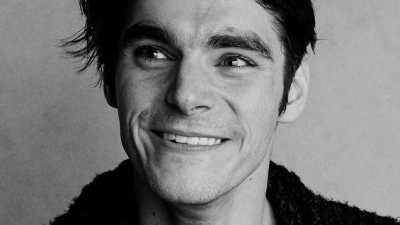 Mit der Serie “Breaking Bad“ feierte der US-Schauspieler RJ Mitte Erfolge - jetzt wurde der 34-Jährige, der mit der Bewegungsstörung Zerebralparese zur Welt gekommen war, tot aufgefunden. (Archivbild) (Foto: Taylor Jewell/Invision/dpa)