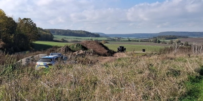 70 Flak-Sprengkörper aus dem Zweiten Weltkrieg jagte ein Sprengkommando auf der Deponie zwischen Unternesselbach und Altheim in die Luft. (Foto: Johannes Zimmermann )