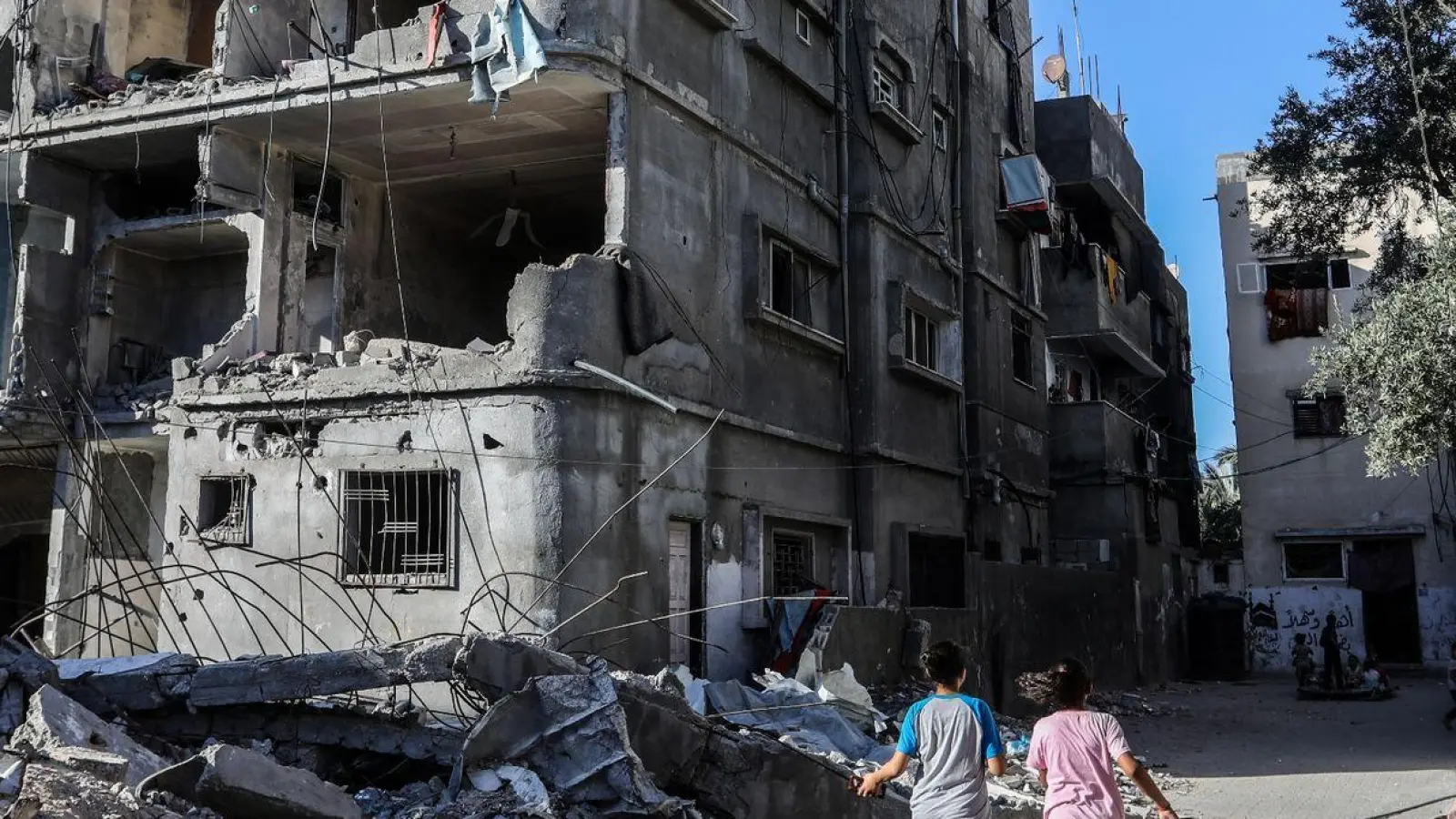 Zerstörte Gebäude in Deir al-Balah. (Foto: Abed Rahim Khatib/dpa)