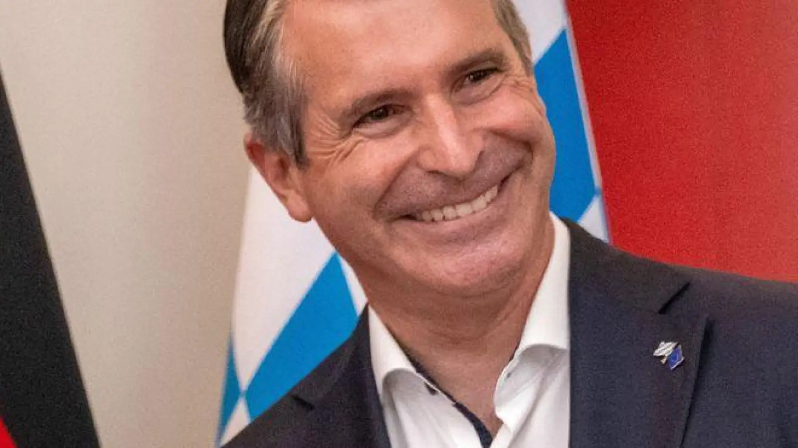 Bayerns Europaminister Eric Beißwenger (rechts, CSU) fürchtet ernsthafte Probleme für Bayern, sollte das Mercosur-Abkommen ausgesetzt werden, wie vom EU-Parlament gefordert. (Archivbild) (Foto: Leonie Asendorpf/dpa)