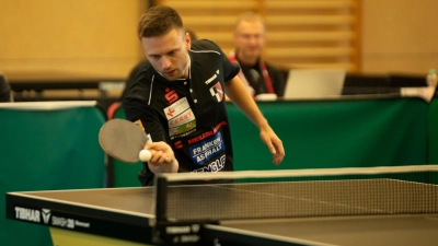 Jakub Folwarski (hier in einem anderen Spiel) gewann für Windsbach das Spitzeneinzel in Wohlbach. (Foto: Markus Zahn)