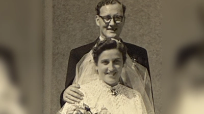 Auguste Paul, geborene Sill, bei der Hochzeit mit dem Rechtsanwalt Dr. Ernst Paul, den sie in Nürnberg kennengelernt hatte. Die Tochter des Schmieds und von den Amerikanern als Bürgermeister eingesetzten Peter Sill hatte über die letzten Kriegstage in Neuhof eindrucksvolle Tagebucheinträge verfasst. (Foto: Familienarchiv Sill)