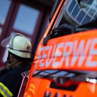 Die Freiwillige Feuerwehr war durch einen vorherigen Einsatz in der Nähe und schnell vor Ort. (Symbolbild) (Foto: Marijan Murat/dpa)