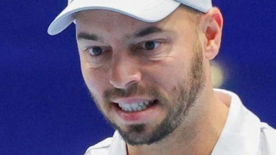 Hatten nach einem starken Auftakt noch Probleme: das Doppel Kevin Krawietz (l) und Tim Pütz (r) (Foto: Rolf Vennenbernd/dpa)