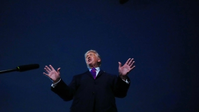 Trump sucht nach der Zollschlappe vor Gericht nach Alternativen.  (Foto: Julia Demaree Nikhinson/AP/dpa)